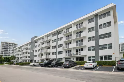 550 Bayshore Dr #314, Fort Lauderdale, FL 33304