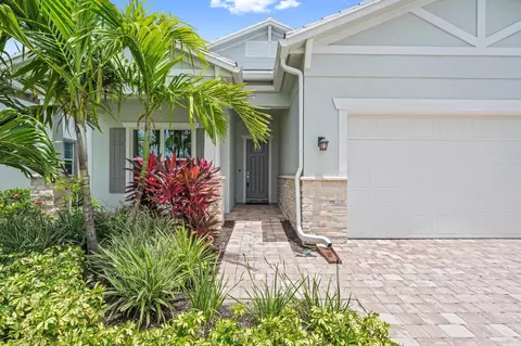 10546 Northbrook Cir, Palm Beach Gardens, FL 33412