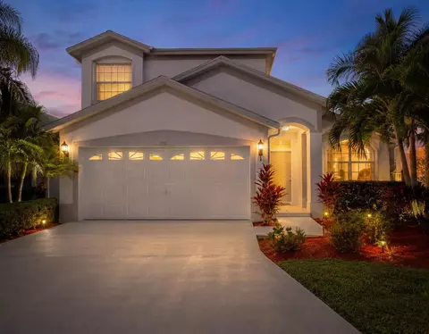 2211 Soundings Ct, Greenacres, FL 33413