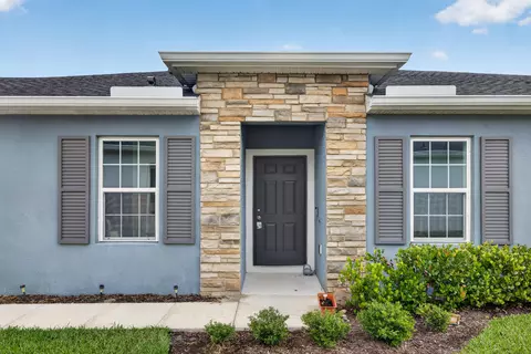 9449 SW Libertas Way, Port Saint Lucie, FL 34987