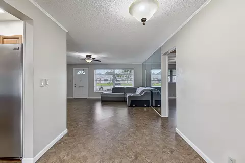 Entry Way - 2581 E Golf Blvd, Pompano Beach, FL 33064 photo 2 of 2