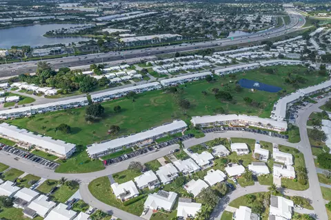 View/Area - 2581 E Golf Blvd, Pompano Beach, FL 33064 photo 8 of 9
