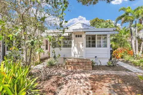 427 N J St, Lake Worth Beach, FL 33460