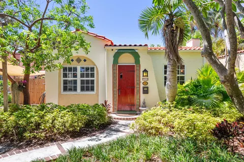 714 Sunset Rd, West Palm Beach, FL 33401