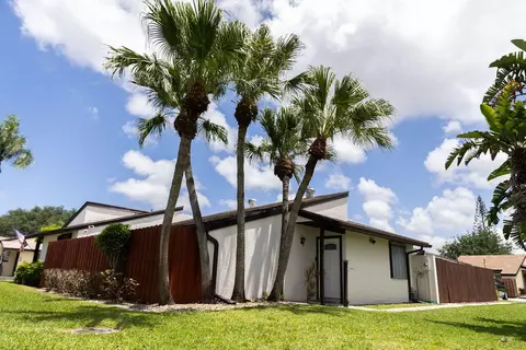 4978 Alder Dr #B, West Palm Beach, FL 33417