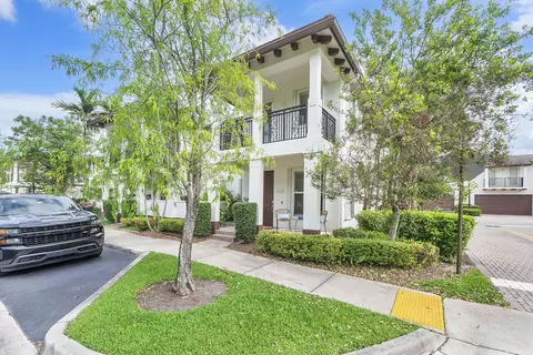 4760 Mimosa Pl #1016, Coconut Creek, FL 33073