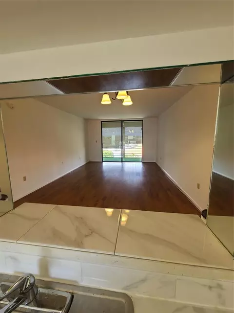 1810 SW 81st Ave #2400, North Lauderdale, FL 33068
