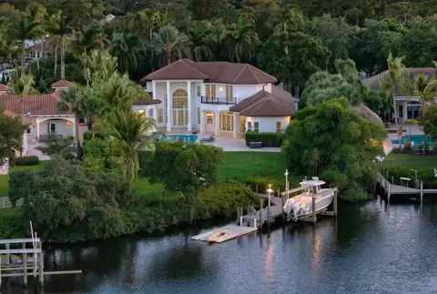 8709 SE Compass Island Way, Jupiter, FL 33458