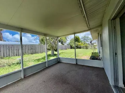 Exterior - 717 SE Alamanda Cir, Stuart, FL 34996 photo 4 of 4