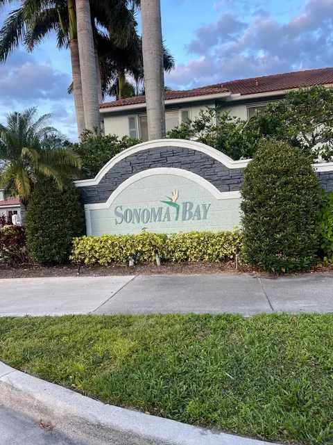 3413 Sonoma Dr, Riviera Beach, FL 33404