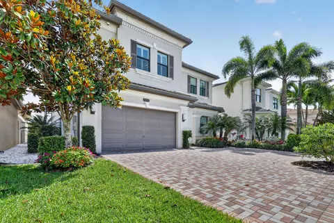 9524 Eden Roc Ct, Delray Beach, FL 33446