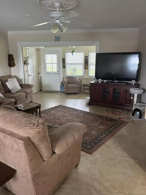 770 Lori #245, Palm Springs, FL 33461