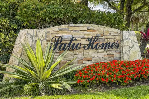 132 Old Meadow Way, Palm Beach Gardens, FL 33418