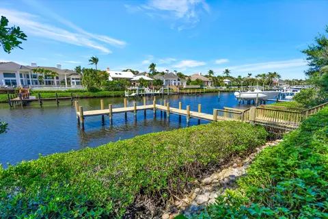View/Area - 416 Mariner Dr, Jupiter, FL 33477 photo 1 of 14