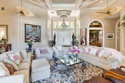Living - 416 Mariner Dr, Jupiter, FL 33477 photo 4 of 16