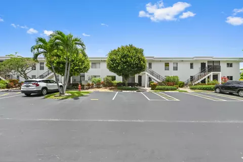 6586 Southurst Ter #103, Delray Beach, FL 33446