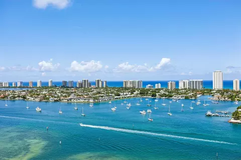 2640 Lake Shore Dr #2508, Riviera Beach, FL 33404