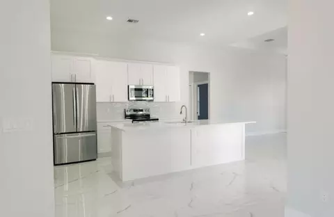 1221 SW Alcantarra Blvd, Port Saint Lucie, FL 34953