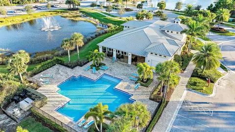 View/Area - 178 SW Pomeroy St, Stuart, FL 34997 photo 8 of 16