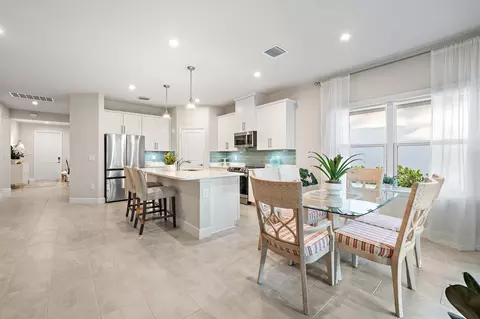 Dining - 178 SW Pomeroy St, Stuart, FL 34997 photo 1 of 1