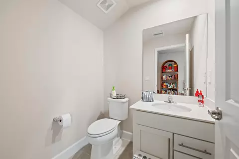 Bath - 178 SW Pomeroy St, Stuart, FL 34997 photo 3 of 3