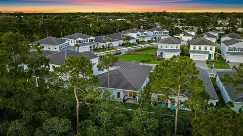 View/Area - 178 SW Pomeroy St, Stuart, FL 34997 photo 1 of 16