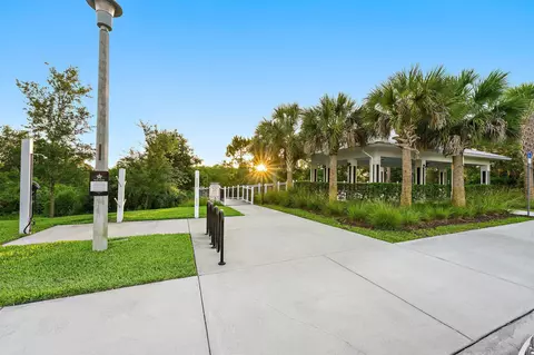 Exterior - 178 SW Pomeroy St, Stuart, FL 34997 photo 4 of 7