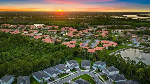 View/Area - 178 SW Pomeroy St, Stuart, FL 34997 photo 12 of 16