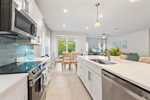 Kitchen - 178 SW Pomeroy St, Stuart, FL 34997 photo 2 of 2