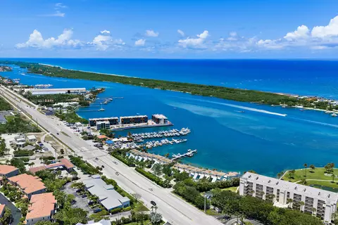 View/Area - 605 Del Sol Cir, Tequesta, FL 33469 photo 6 of 7
