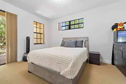 Bedroom - 605 Del Sol Cir, Tequesta, FL 33469 photo 7 of 10