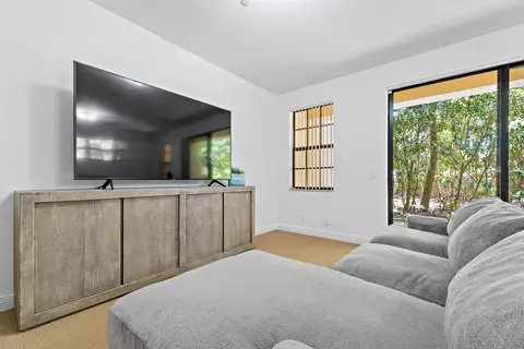 Living - 605 Del Sol Cir, Tequesta, FL 33469 photo 6 of 6
