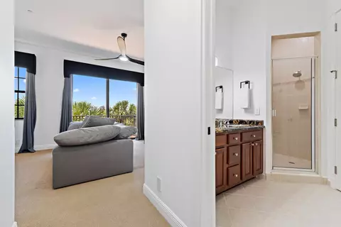Entry Way - 605 Del Sol Cir, Tequesta, FL 33469 photo 4 of 4