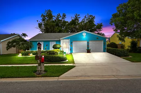 7910 Burlwood Ln, Lake Worth, FL 33467