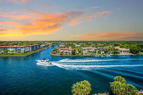 1160 Hillsboro Mile #803, Hillsboro Beach, FL 33062