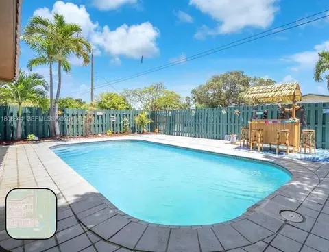 1520 N 25th Ave, Hollywood, FL 33020