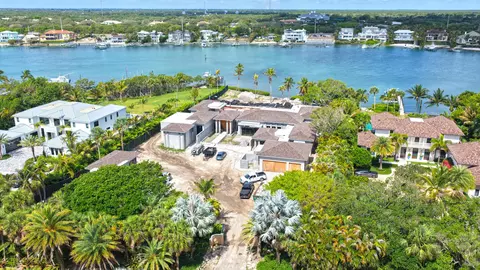 508 S Beach Rd, Jupiter Island, FL 33455
