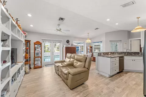 4459 SE Kubin Ave, Stuart, FL 34997 photo 19