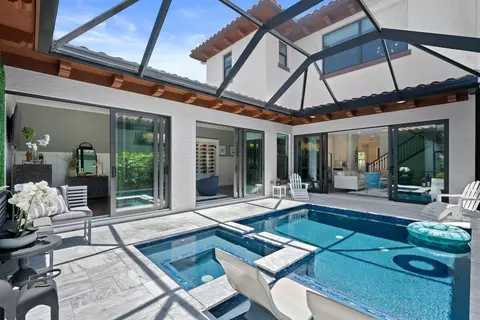 8039 Hobbes Way, Palm Beach Gardens, FL 33418