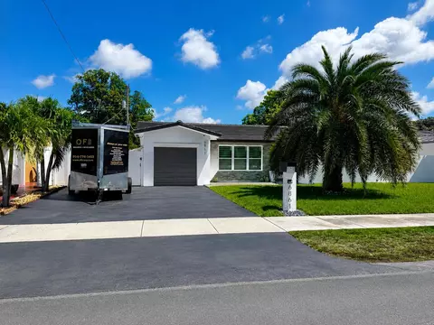 6861 Park St, Hollywood, FL 33024