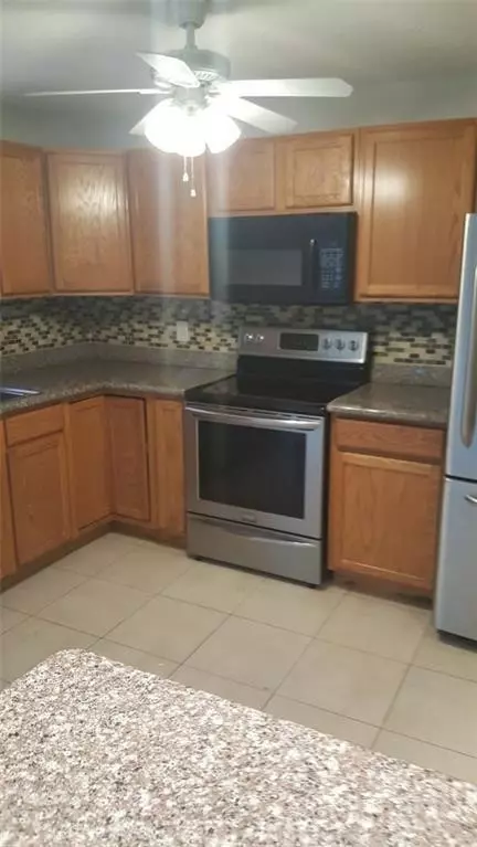 180 NE 12th Ave #17A, Hallandale Beach, FL 33009
