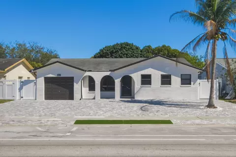 22390 SW 66th Ave, Boca Raton, FL 33428