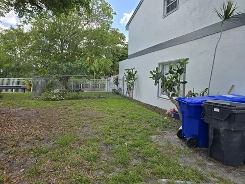 7900 SW 7th Pl, North Lauderdale, FL 33068 photo 16