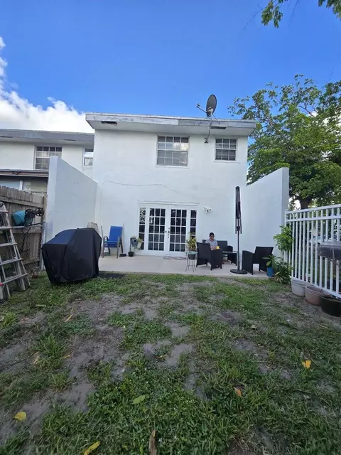 7900 SW 7th Pl, North Lauderdale, FL 33068 photo 18