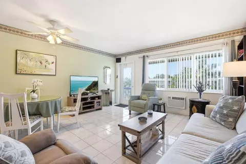 801 Atlantic Shores Blvd #208, Hallandale Beach, FL 33009