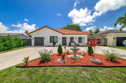 2000 SW 28th Ave, Fort Lauderdale, FL 33312