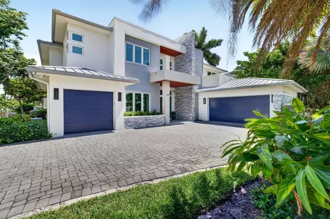 39 Pelican Dr, Fort Lauderdale, FL 33301