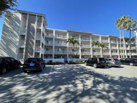 14111 Royal Vista Dr #202, Delray Beach, FL 33484