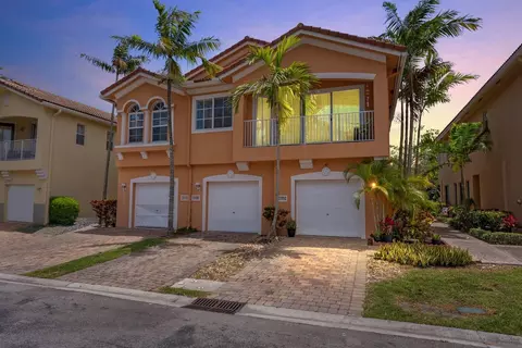 1706 Carvelle Dr, Riviera Beach, FL 33404