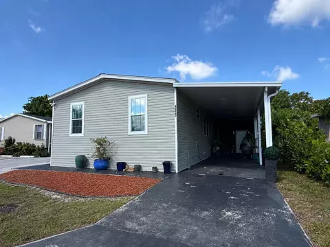 4625 Jill Pl, Greenacres, FL 33463